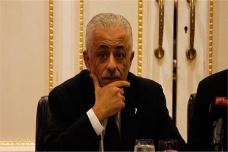وزير التعليم يحسم الجدل بشأن تعليق الدراسة.. التفاصيل كاملة