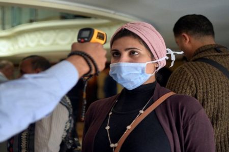 عداد كورونا في مصر.. 13 حالة جديدة والإجمالي 93 مصابا