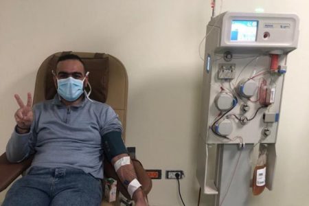 «الصحة» تناشد المتعافين من كورونا التبرع بـ «البلازما» لعلاج الحالات الحرجة